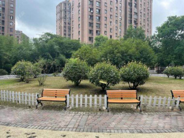 上海秀城嘉孚雅苑实景图