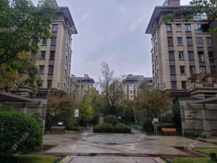 上海新城香溢澜庭北区商住楼实景图