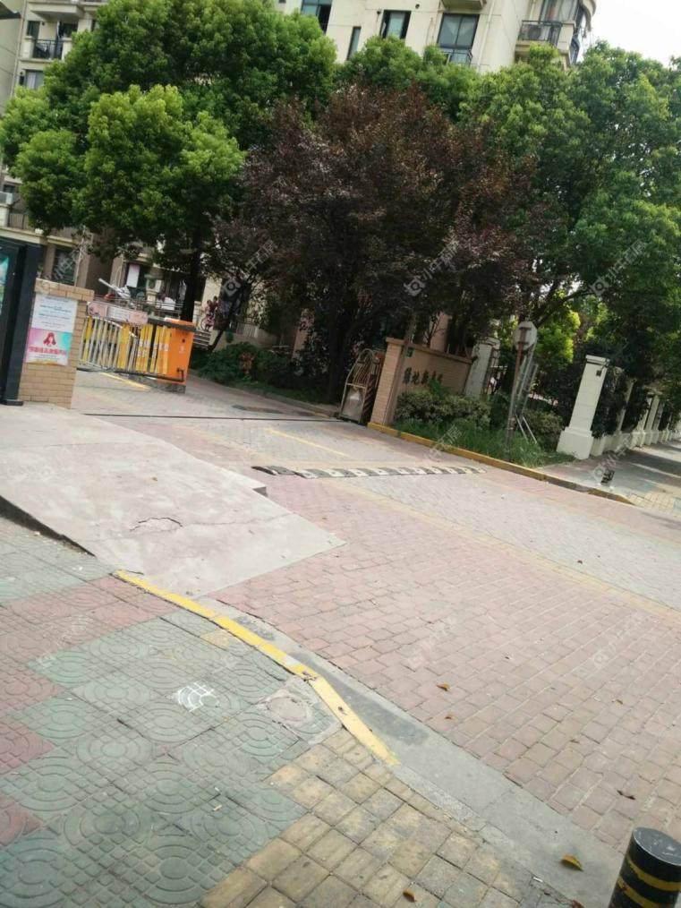 上海绿地新丰苑实景图
