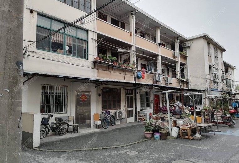 上海德园路627弄实景图 上海德园路627弄实景图