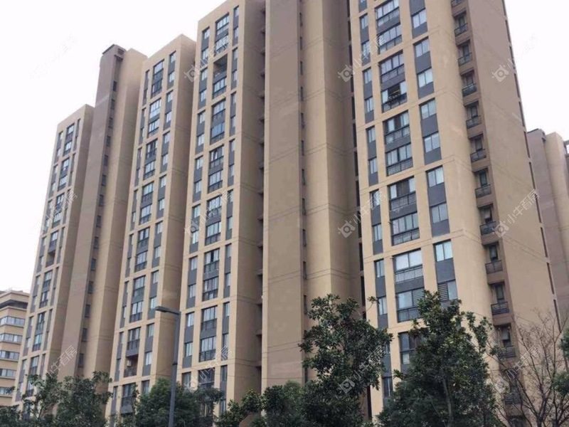 上海旭辉华庭适合改善吗，空间和长期持有成本一起看