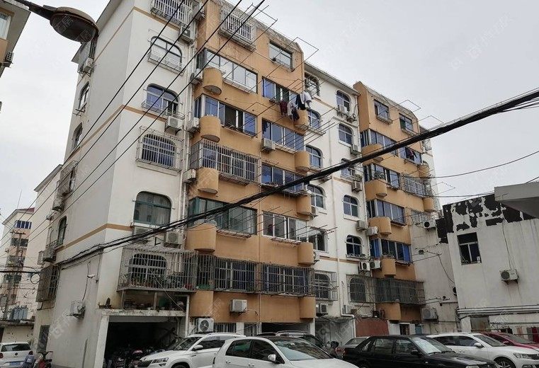上海德园路627弄实景图 上海德园路627弄实景图