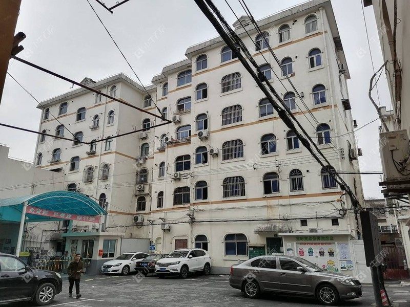 上海德园路627弄能买吗，房龄配套和生活便利分析