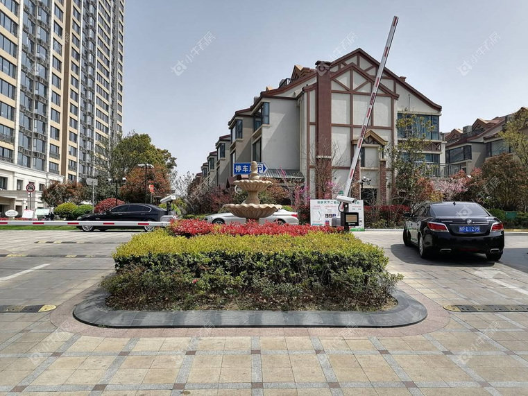 上海湖畔天下商住楼实景图 上海湖畔天下商住楼实景图
