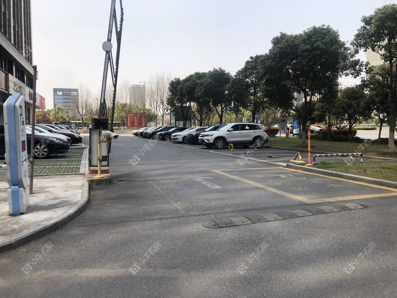 上海晶鼎大厦办公空间怎么挑，动线和退出成本要核