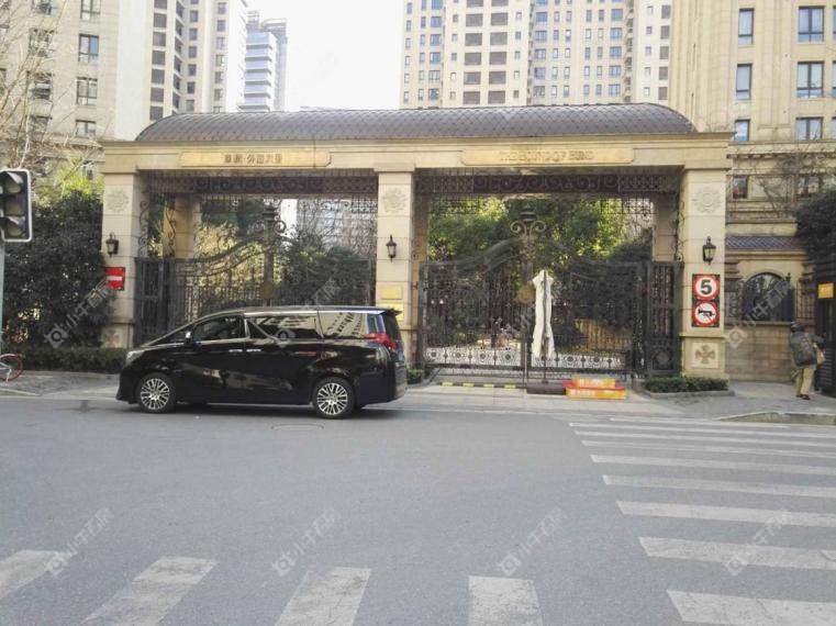 上海华润外滩九里实景图