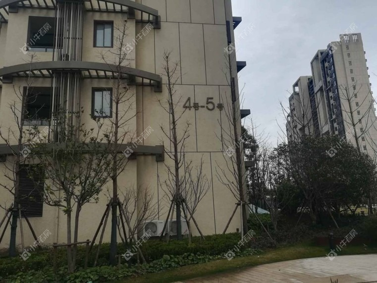 上海信义嘉庭一期实景图