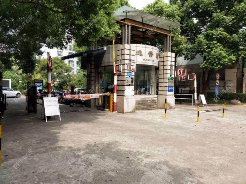 2026上海逸香园二手房价格最新行情及购房建议