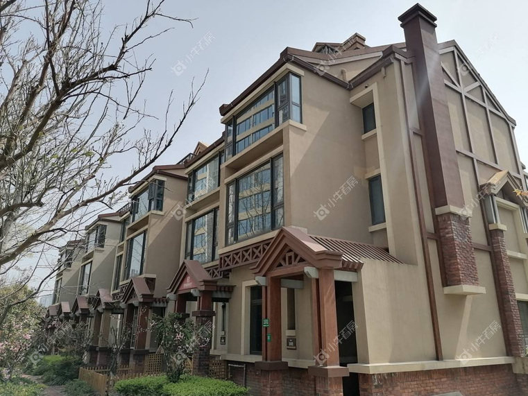 上海湖畔天下商住楼实景图 上海湖畔天下商住楼实景图