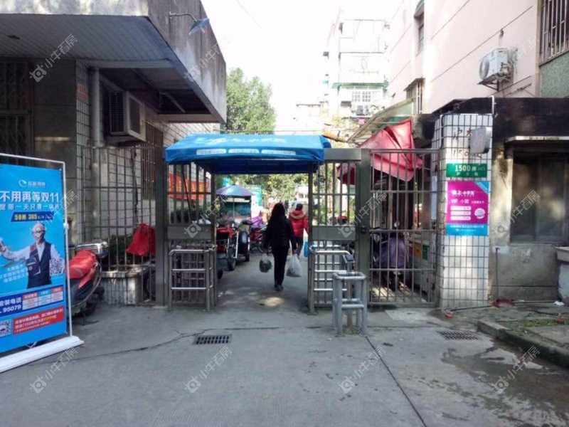 上海大华一村沪太路1500弄适合自住吗，跟着家庭复看